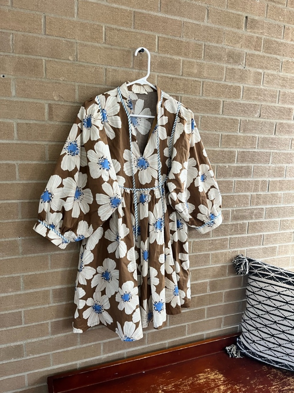 entro Brown Floral Mini Dress with White and Blue Blooms - Picture 3 of 4